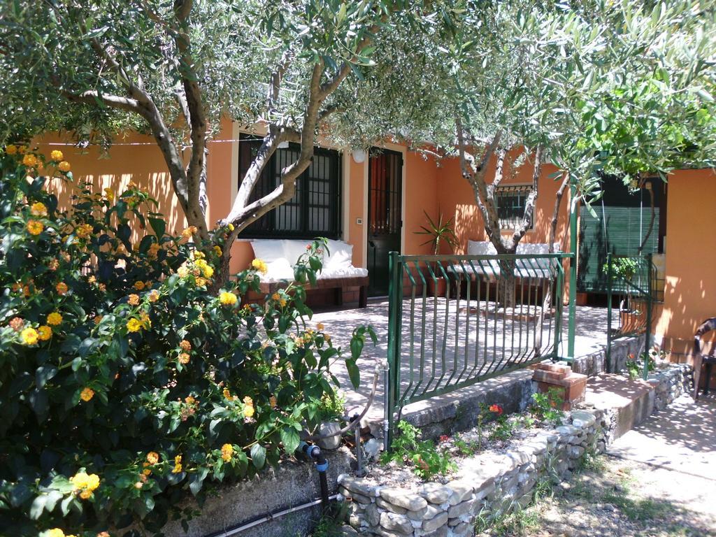 Il Vigneto "Cottage" Gaggi Ruang foto