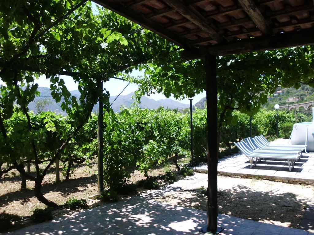 Il Vigneto "Cottage" Gaggi Ruang foto